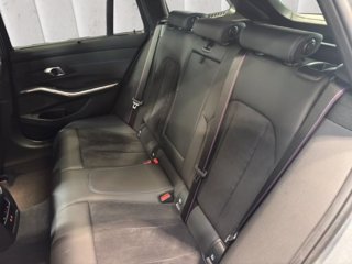 BMW 320d touring mhev 48v xdrive msport auto