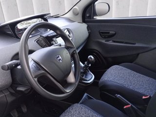 LANCIA Ypsilon 1.0 firefly hybrid Silver s&s 70cv