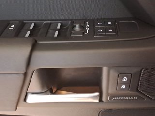 LAND ROVER Defender (2019) LAND ROVER 110 3.0D I6 200 CV AWD Auto X-Dynamic SE