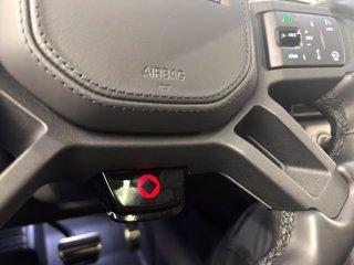 LAND ROVER Defender (2019) LAND ROVER 110 4.4 V8 635 CV AWD Auto OCTA Black