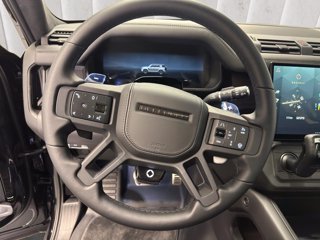 LAND ROVER Defender (2019) LAND ROVER 110 4.4 V8 635 CV AWD Auto OCTA Black