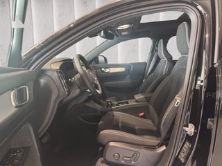 VOLVO XC40 2.0 b3 Ultra Black Edition auto