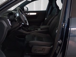 VOLVO XC40 2.0 b3 Ultra Black Edition auto