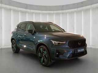 VOLVO XC40 2.0 b3 Ultra Black Edition auto