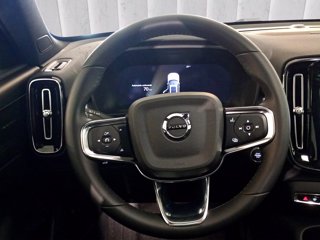 VOLVO XC40 2.0 b3 Ultra Black Edition auto