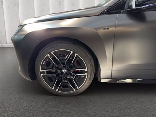 BMW Ix m70