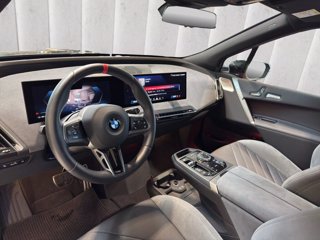 BMW Ix m70