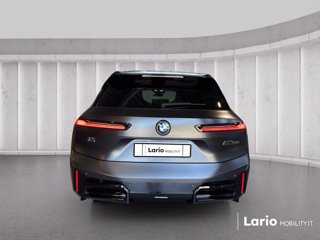 BMW Ix m70