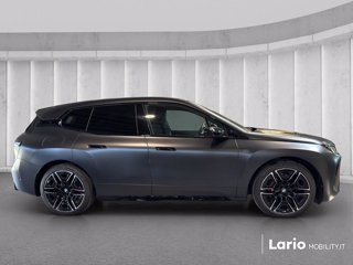 BMW Ix m70