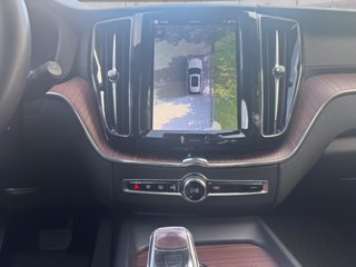 VOLVO XC60 2.0 b4 Ultimate Dark awd auto