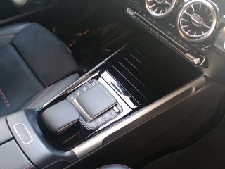 MERCEDES Glb 200 d premium 4matic auto