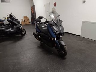 YAMAHA X-max 400 iron abs my19