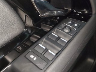 LAND ROVER Range Rover Evoque 2 serie LAND ROVER 2.0D I4 204 CV AWD Auto R-Dynamic S