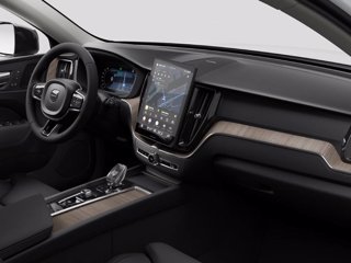 VOLVO XC60 2.0 b5 mhev Plus Dark awd auto