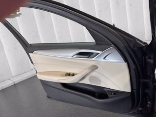 BMW 520d touring luxury auto