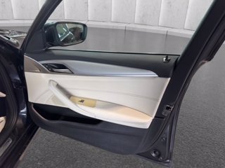 BMW 520d touring luxury auto