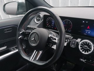 MERCEDES Gla 200 d amg line premium 4matic auto