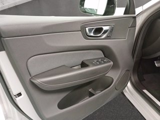 VOLVO XC60 2.0 b4 R-design awd auto my20