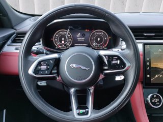 JAGUAR F-Pace (X761) JAGUAR 2.0 D 204 CV AWD au R-Dynamic S
