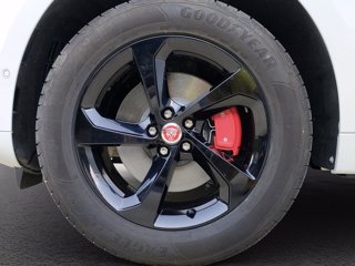JAGUAR F-Pace (X761) JAGUAR 2.0 D 204 CV AWD au R-Dynamic S