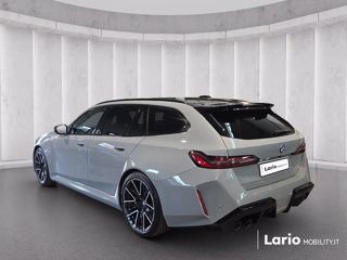 BMW M5 touring 4.4 727cv auto