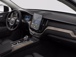 VOLVO XC60 2.0 b5 mhev Plus Dark awd auto