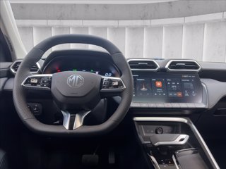 MG ZS 1.5 hybrid+ Luxury auto