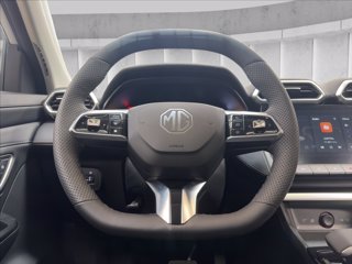 MG ZS 1.5 hybrid+ Luxury auto