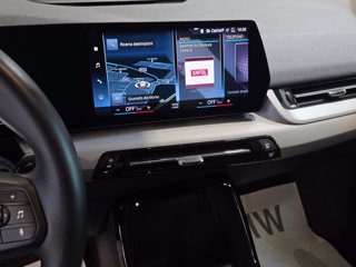 BMW 220i active tourer mhev 48v auto