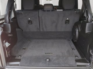 JEEP Wrangler 4 serie JEEP Unlimited 2.0 PHEV ATX 4xe Sahara