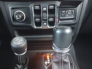JEEP Wrangler 4 serie JEEP Unlimited 2.0 Turbo Sahara