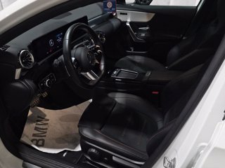 MERCEDES A 250 amg line premium plus 4matic auto