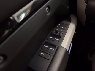 LAND ROVER Defender (2019) 110 3.0D I6 250 CV AWD Auto X-Dynamic HSE