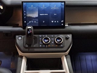 LAND ROVER Defender (2019) 90 3.0D I6 200 CV AWD Auto X-Dynamic SE