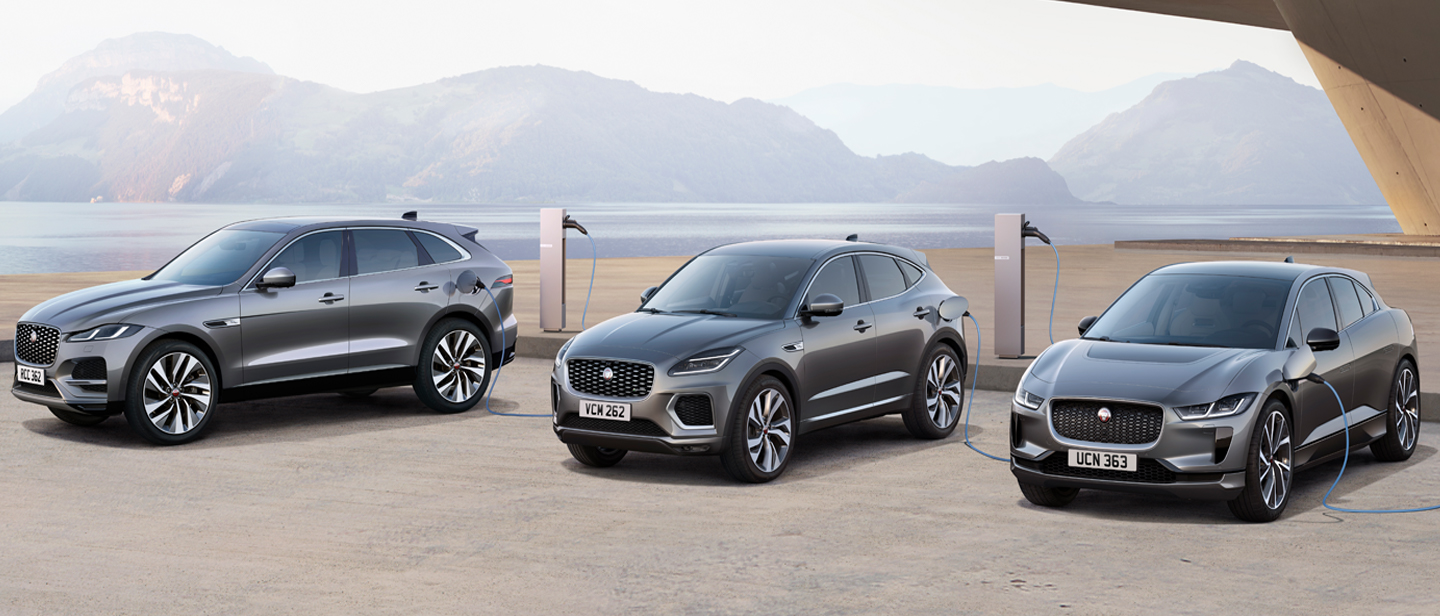 Jaguar SUV promozione Milano slide