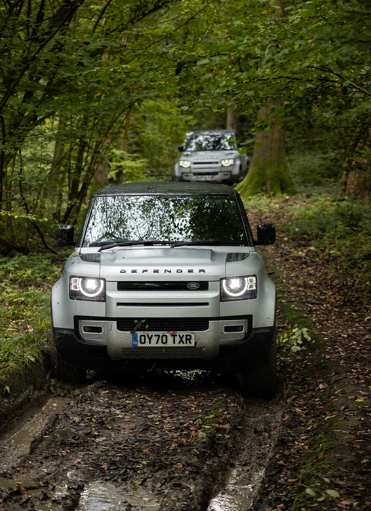 Land Rover Defender 3 (1)