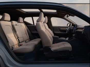 Volvo XC40 2027 (6)