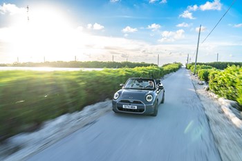 P90567056 Highres Mini Cooper S Conver (1)