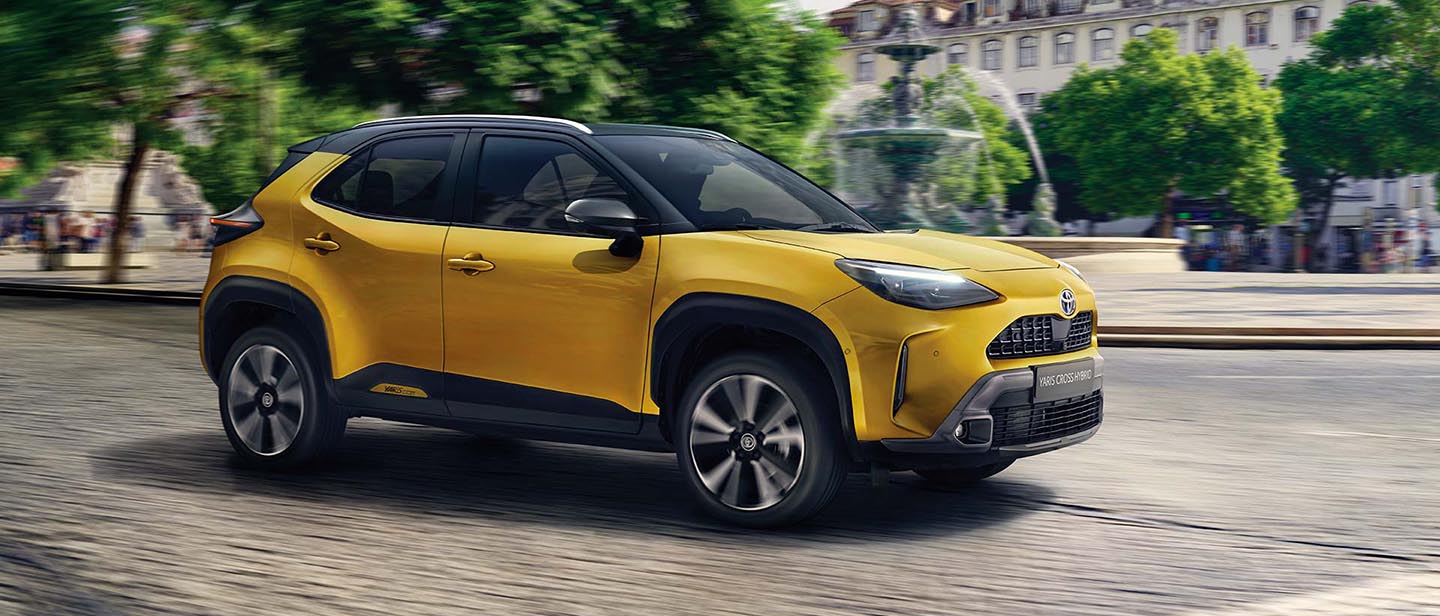 Toyota Yaris Cross Monza e Brianza slide