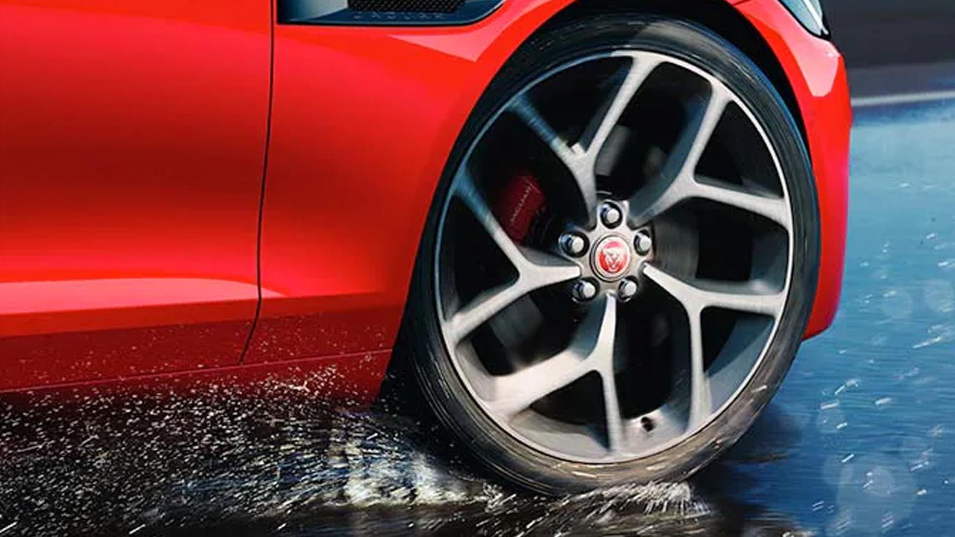 Jaguar Xe Milano dettaglio