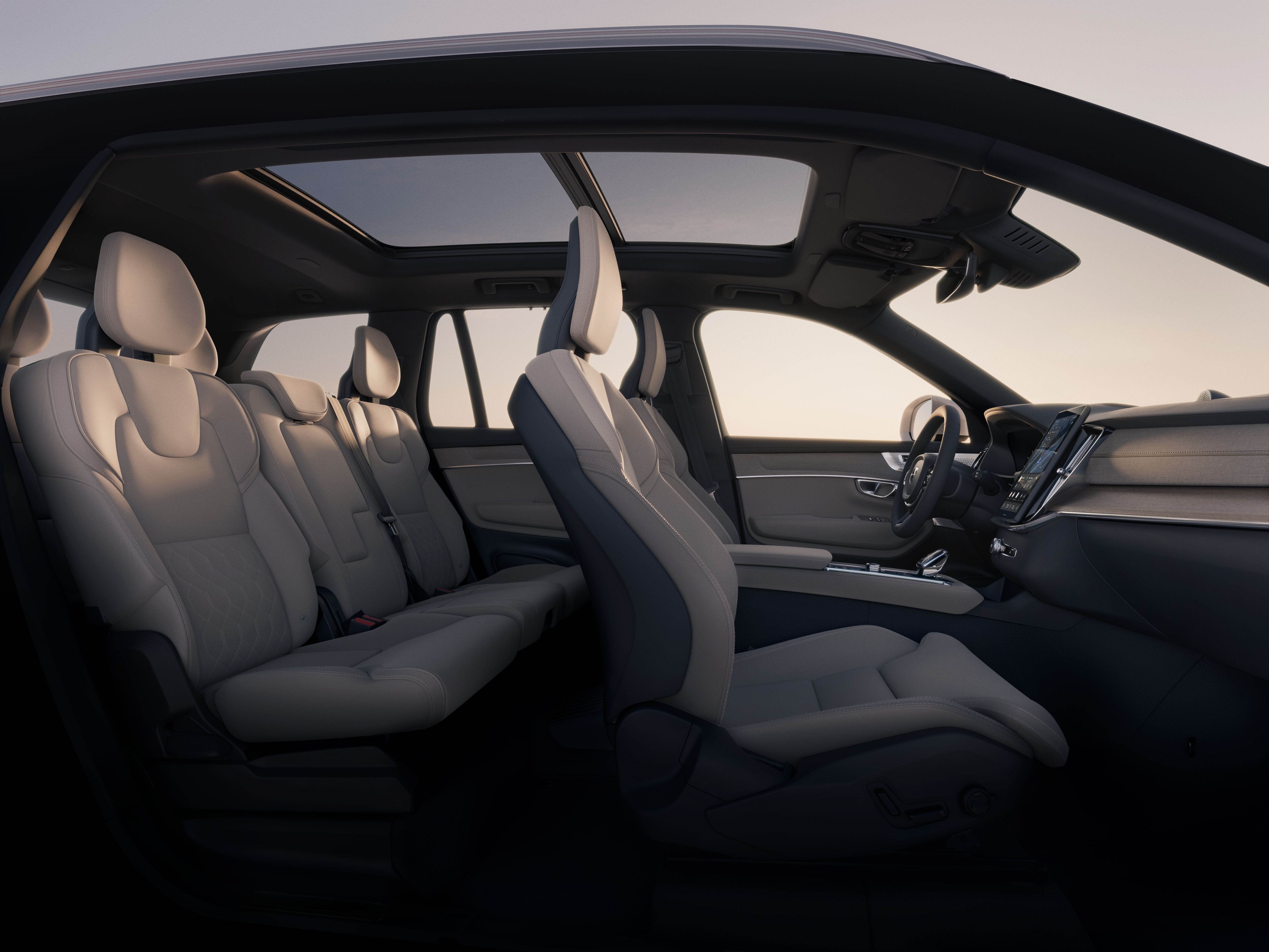 331903 New Volvo XC90 Interior (1)