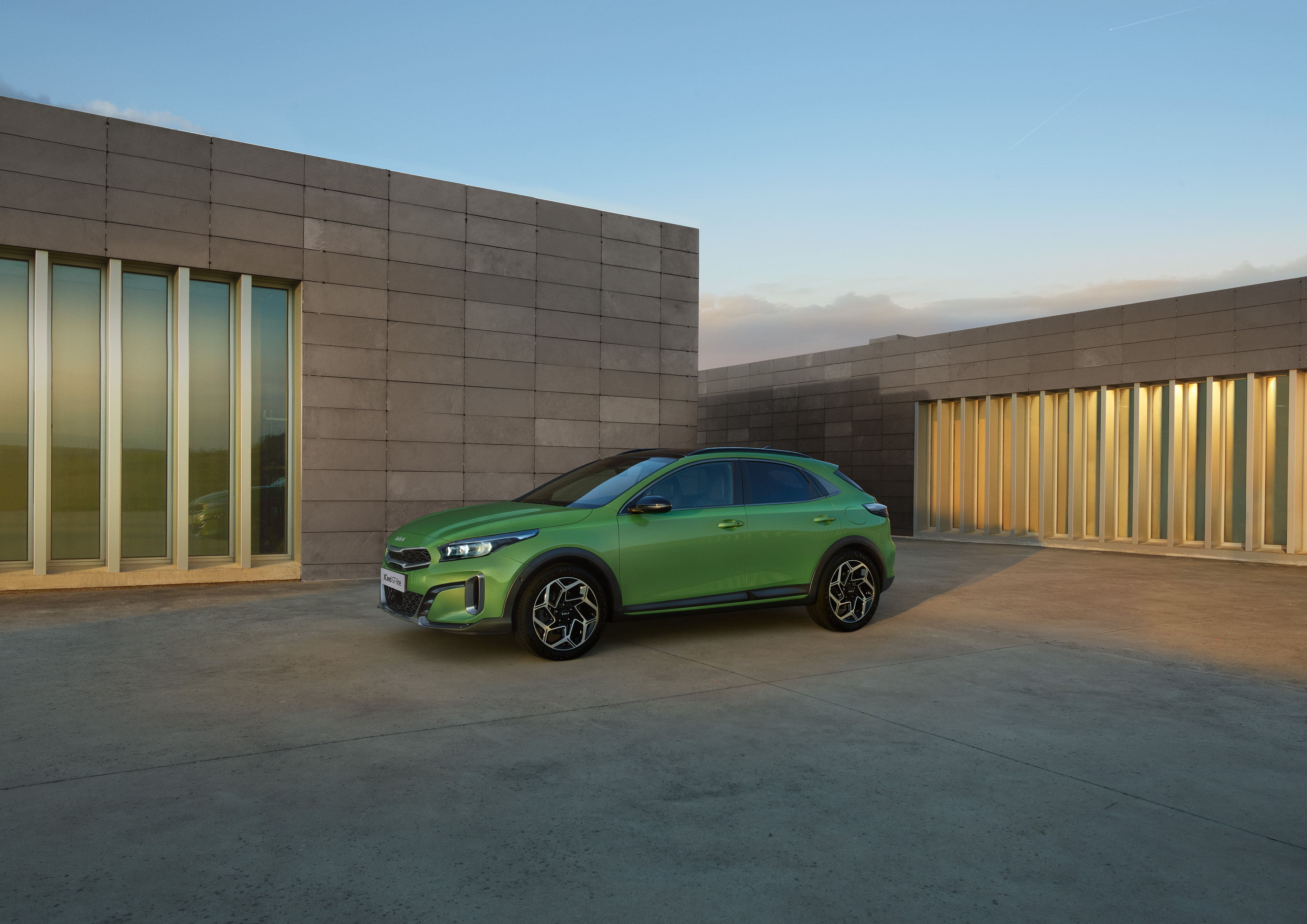 Kia Xceed Cd Cuv Pe 02