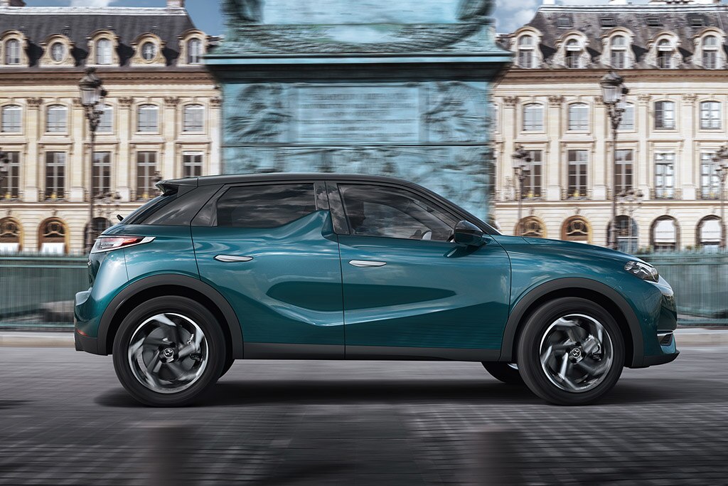DS 3 Crossback Bergamo esterni