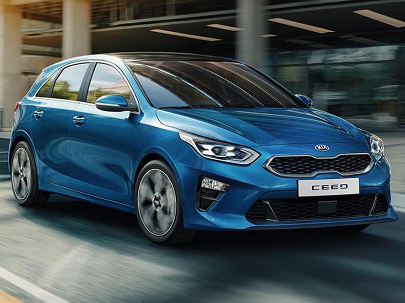 Kia Ceed Milano slide