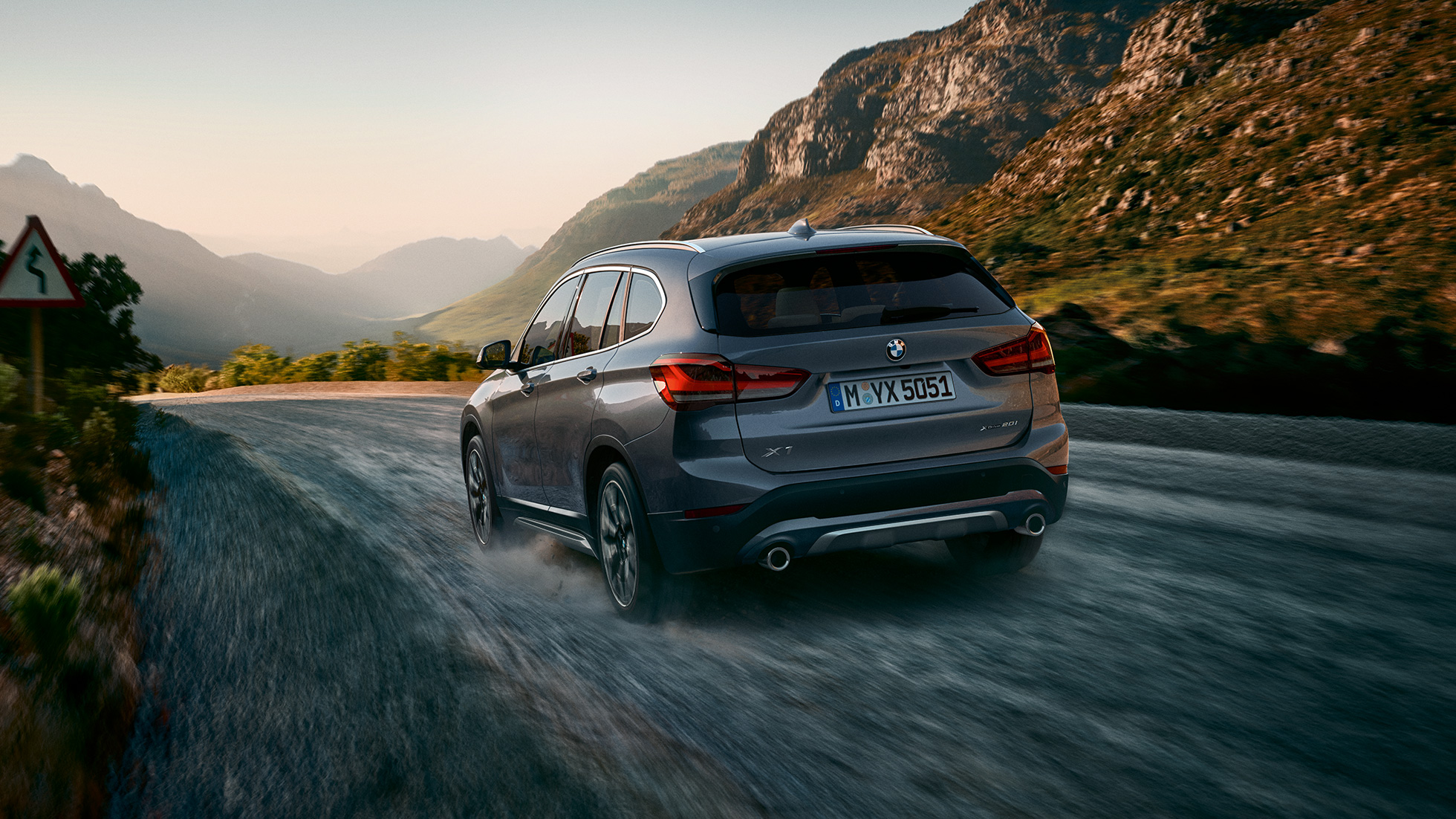 BMW X1 Bergamo Lecco Sondrio esterni 2
