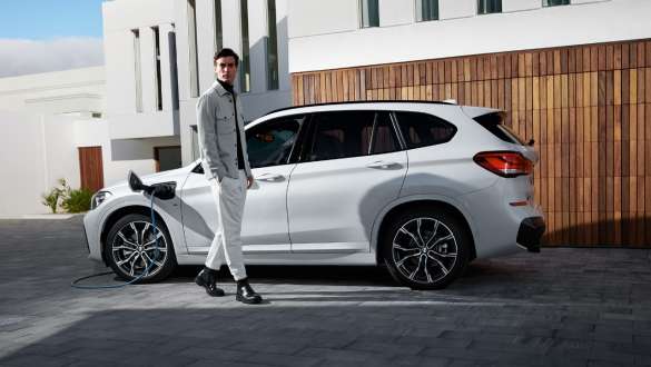 BMW X1 Plug In Hybrid Bergamo Lecco Sondrio esterni