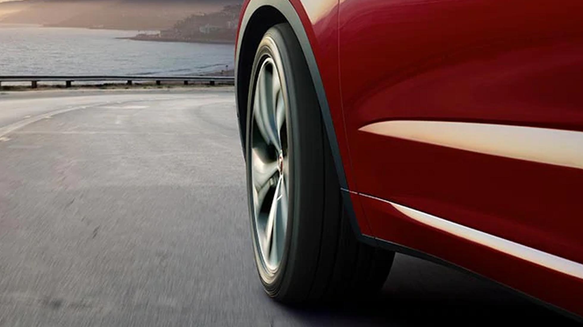 Jaguar E Pace Milano dettaglio