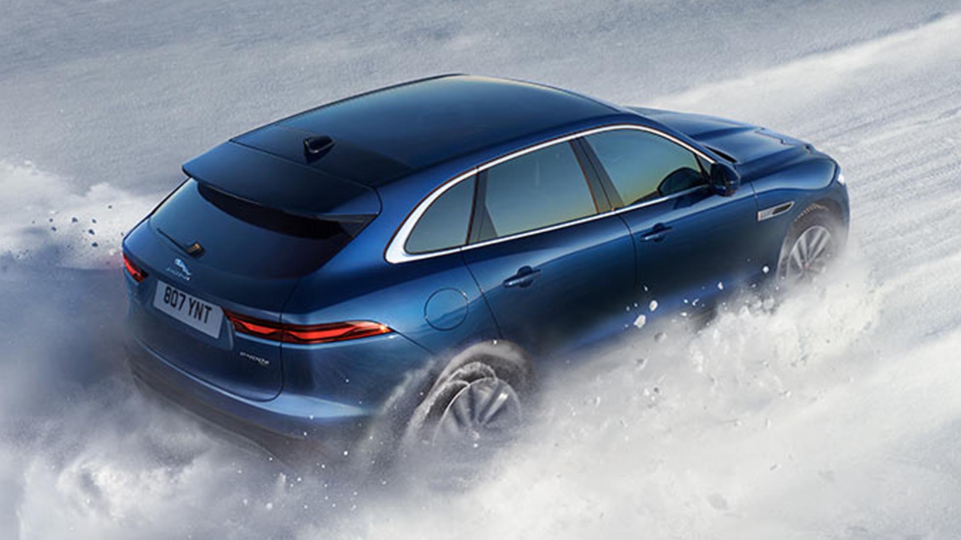 Jaguar F Pace Milano esterni 2