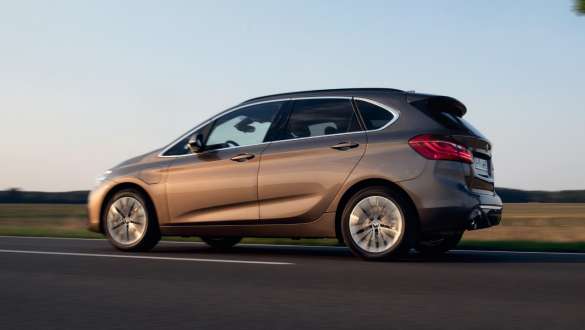 BMW Serie 2 Active Tourer Plug In Hybrid Bergamo Lecco Sondrio esterni 2