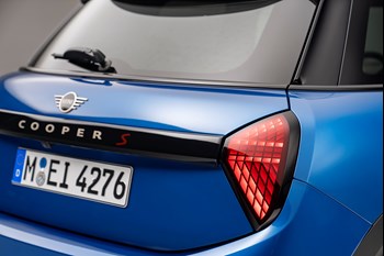 P90553914 Highres Mini Cooper S 5 Door